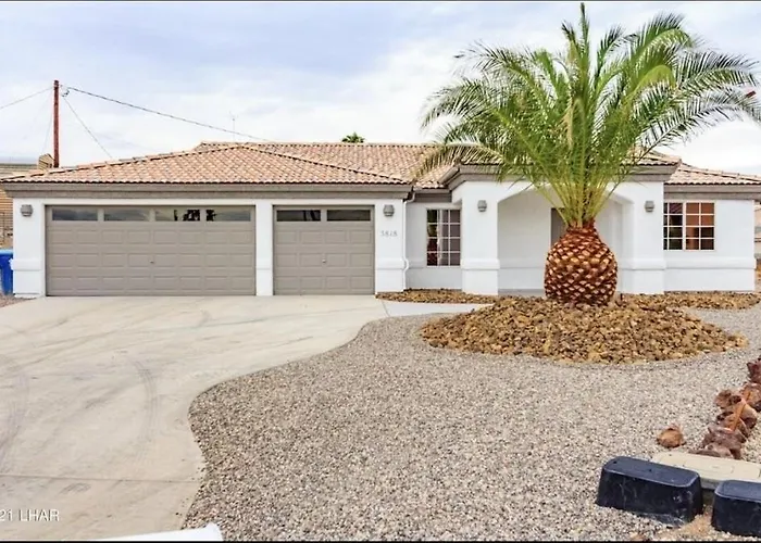 Newly Remodeled Family Friendly Near