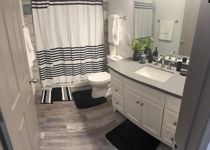 Newly Remodeled Family Friendly Near Dom wakacyjny *